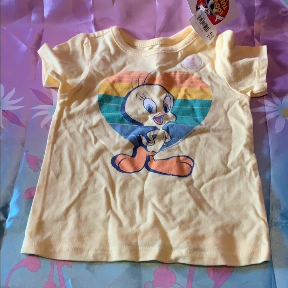 Old navy Tweety bird T-shirt